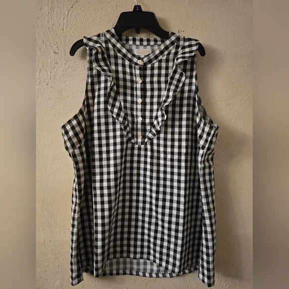 Mud Pie Black and White Checkered Ruffle Blouse - Picture 1 of 3